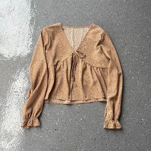 Long sleeve loose fit blouse